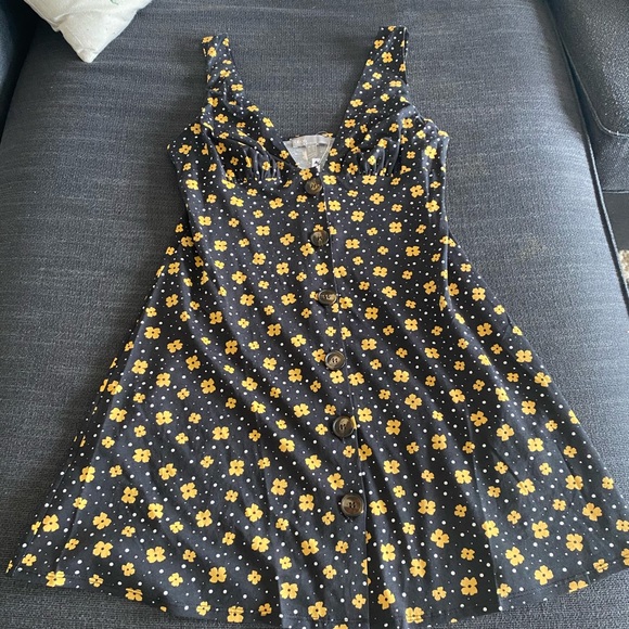 ASOS Design Button Through Mini Sundress - Picture 2 of 4